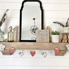 Strawberry and Gingham Decorative Wood Banner