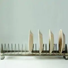 Metal Chicken Feeder Plate Rack