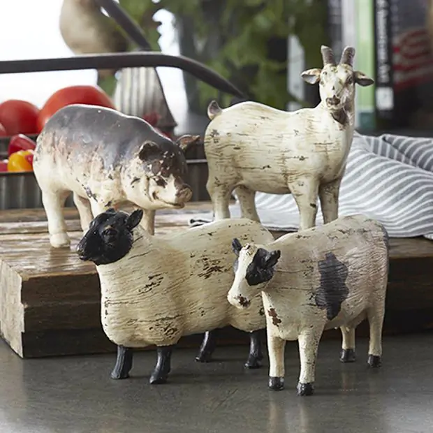 Tabletop Farm Animal Figures Set Of 4, Farm Animal Kitchen Decor