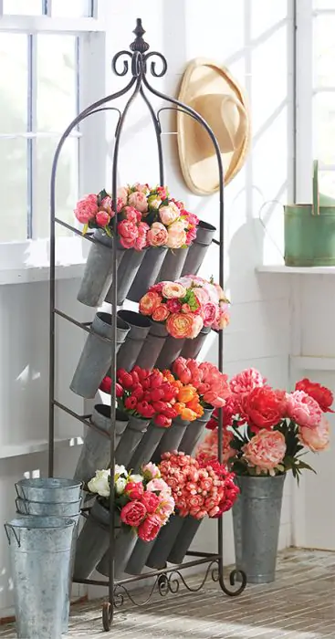 20 Bucket Farmhouse Flower Display Stand Antique Farmhouse