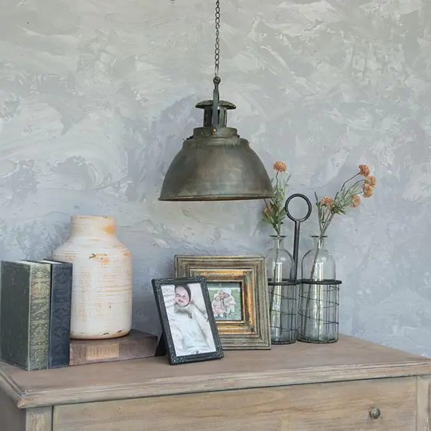 Antiqued metal dome pendant top