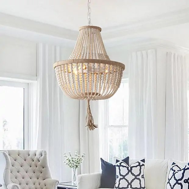 Strand pendant light outlet