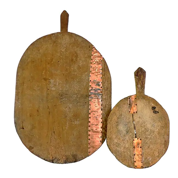 Antique Farmhouse Found Wood Cutting Board - Thumbnail 2