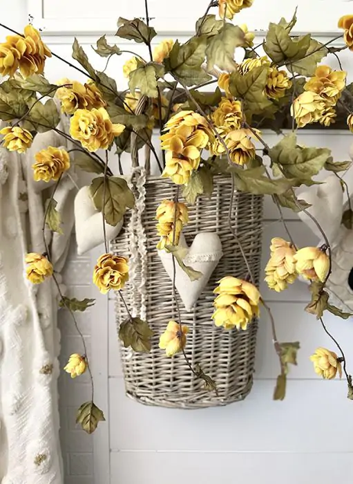 Golden Faux Hops Stem Set of 6 | Antique Farmhouse