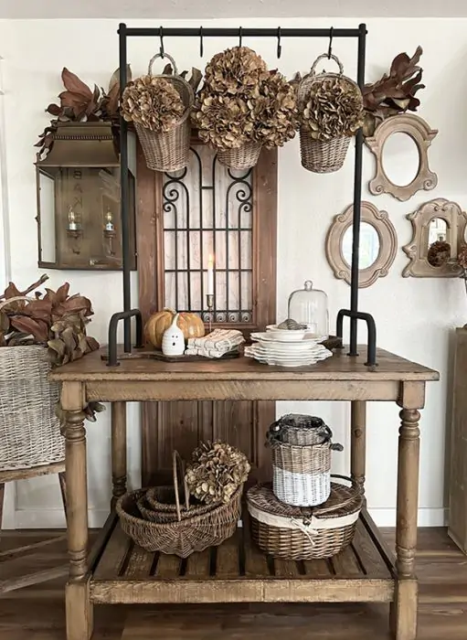 Old Pine Island Display Rack Antique Farmhouse