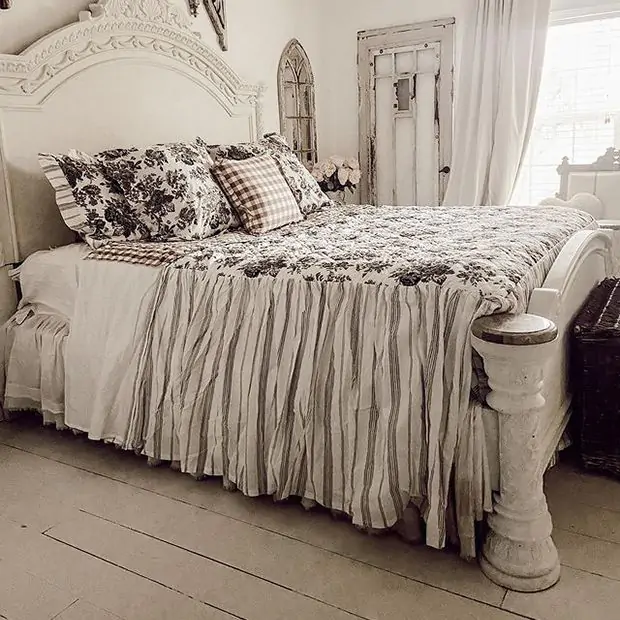 Portabella Floral Ruffled Coverlet | Antique Farmhouse