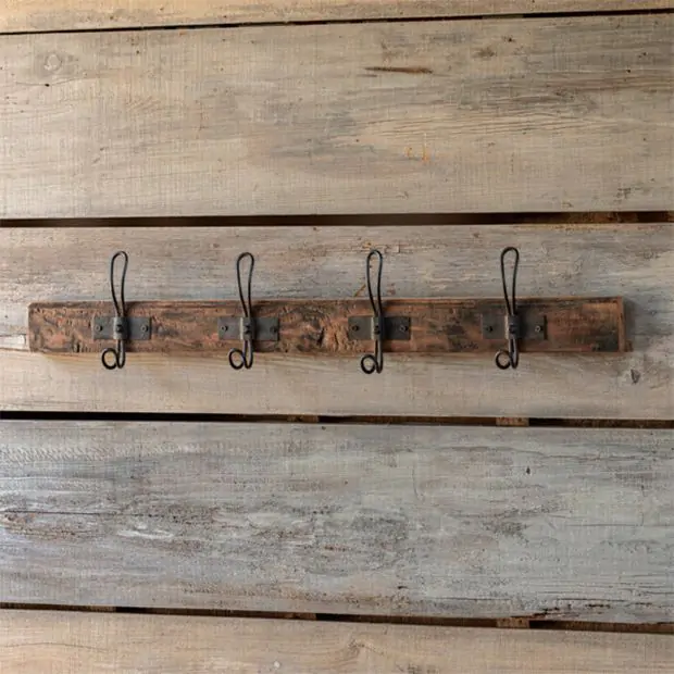 Primitive Wood 4 Hook Coat Rack Antique Farmhouse
