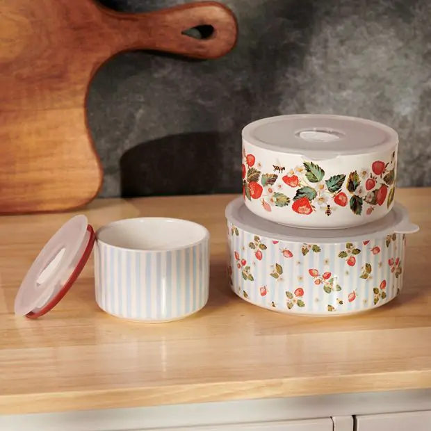 Strawberry Serving Bowl With Lid Set of 3 | Antique Farmhouse