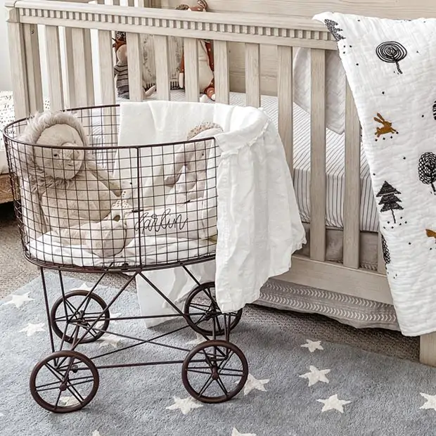 (販売中) Vintage Laundry wagon Vintage Inspired Rolling Laundry Basket | Antique Farmhouse