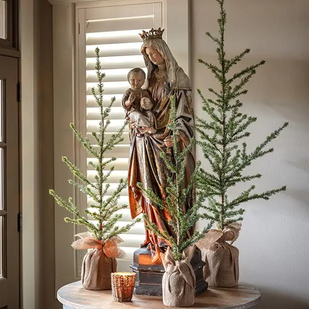 Vintage Reproduction Virgin Mary and Child Statue | Antique Farmhouse