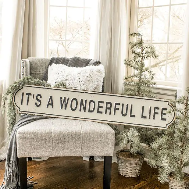 Wonderful Life Metal Wall Sign | Antique Farmhouse