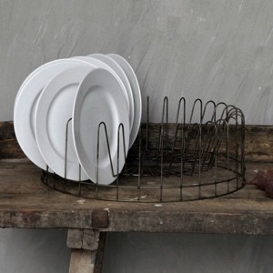 large-round-wire-plate-rack-1